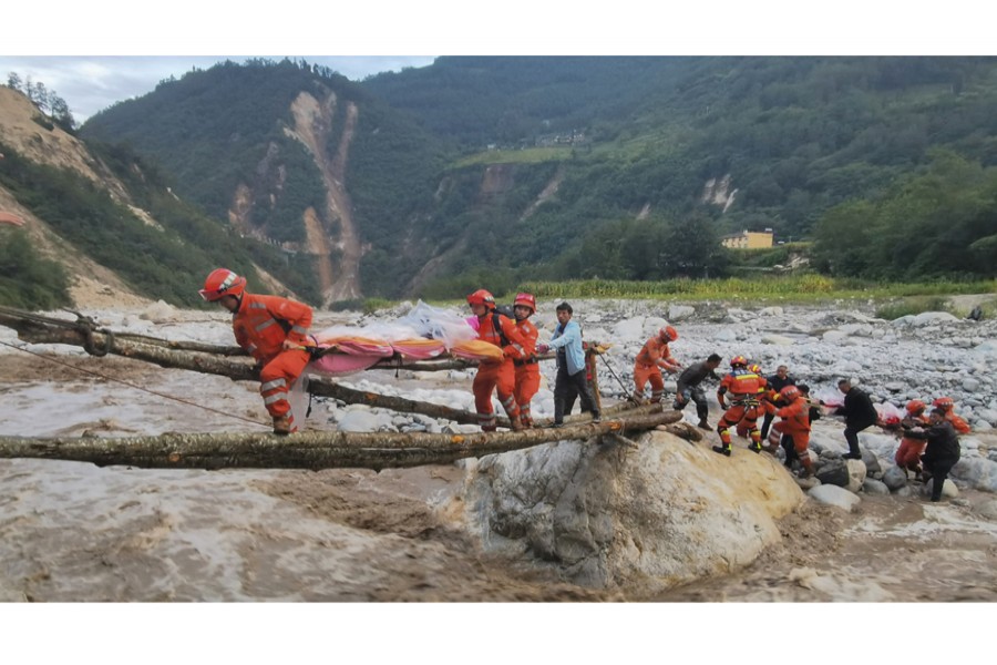 65 die as earthquake hits southwest China