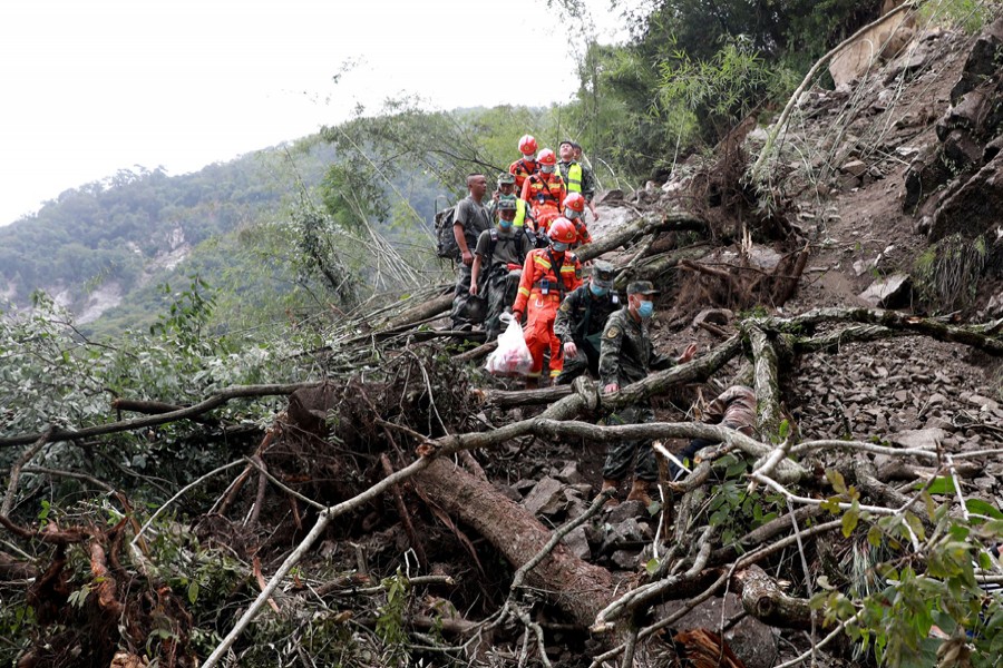 Paramilitary police officers head to Shimian county for search and rescue operations following a 6.8-magnitude earthquake, in Yaan, Sichuan province, China on September 6, 2022 — cnsphoto via REUTERS