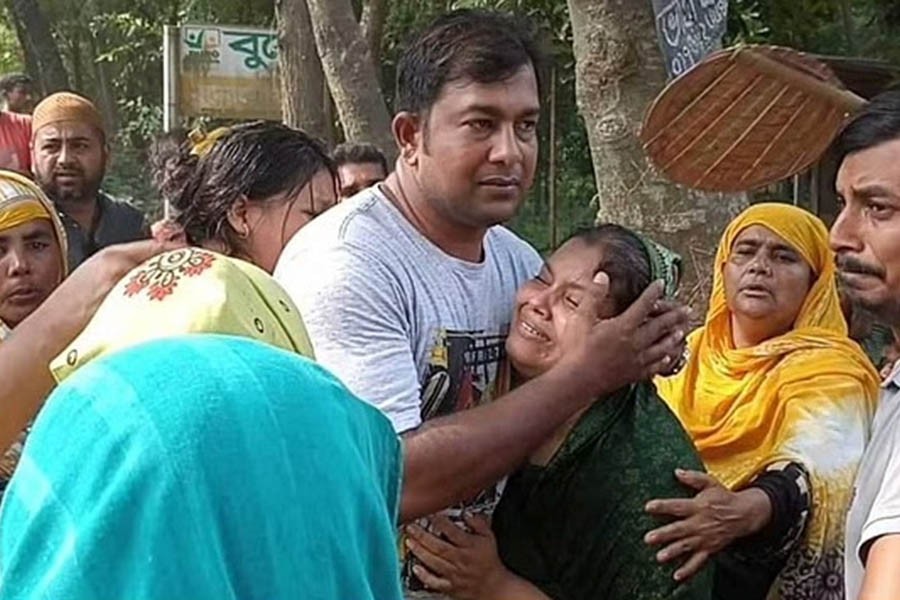 Awami League leader shot dead in Pabna