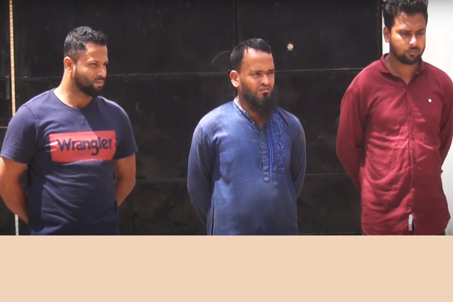 RAB arrests three human traffickers in Cumilla