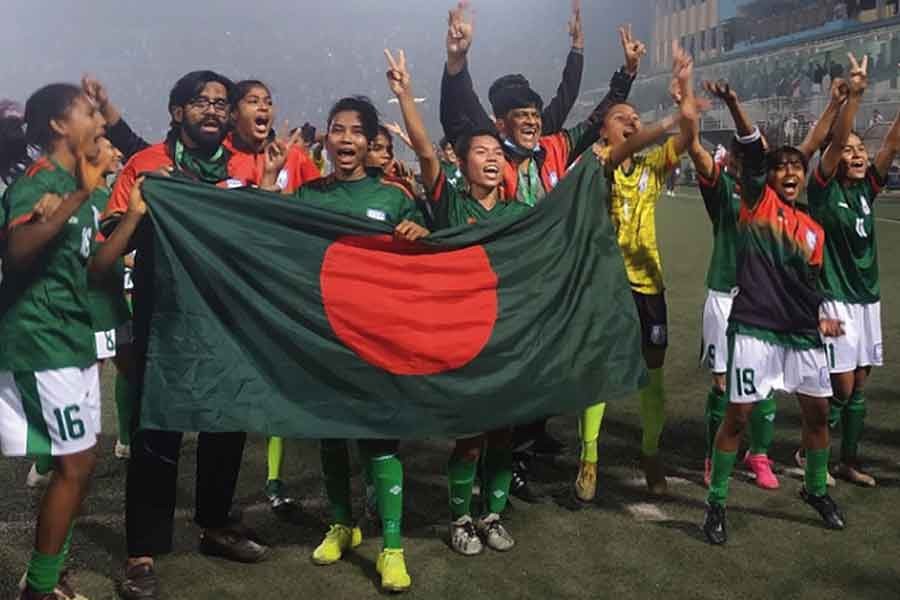 President congratulates Bangladesh women's team, new SAFF champions