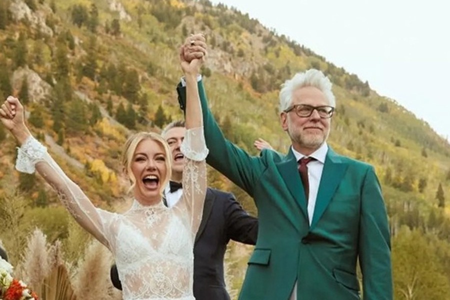 James Gunn marries actress Jennifer Holland