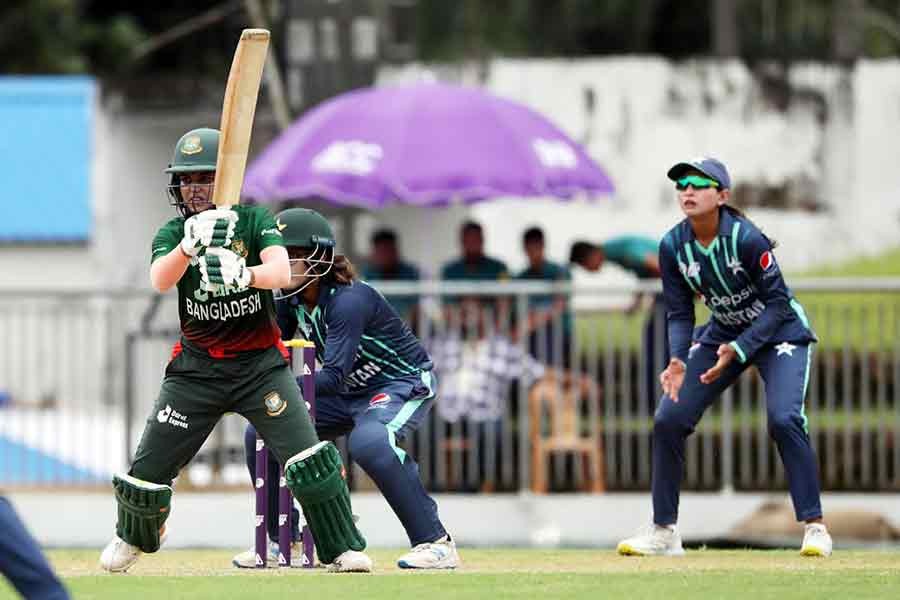 Pakistan beat Bangladesh by 9 wickets in Women’s Asia Cup