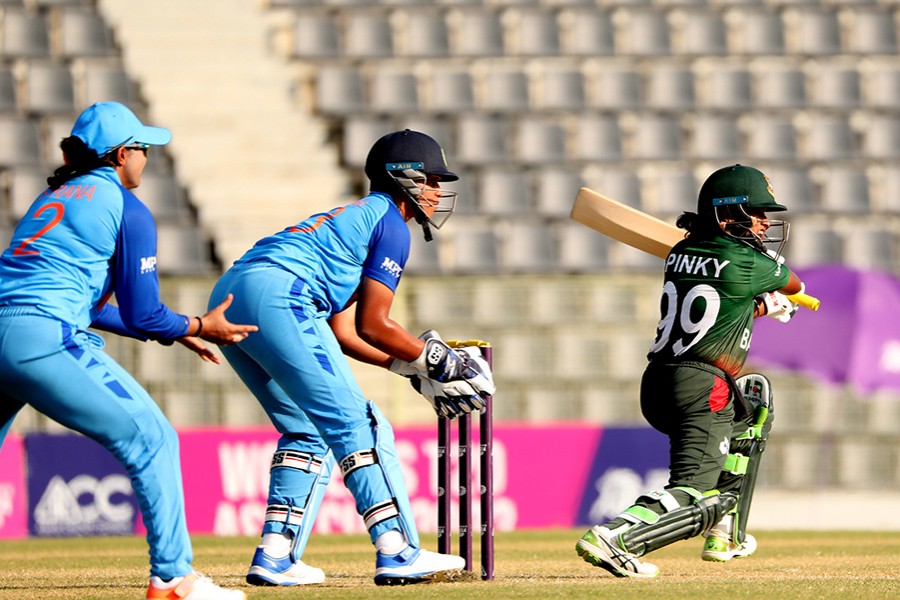 India beat Bangladesh to secure top spot in Women’s Asia Cup