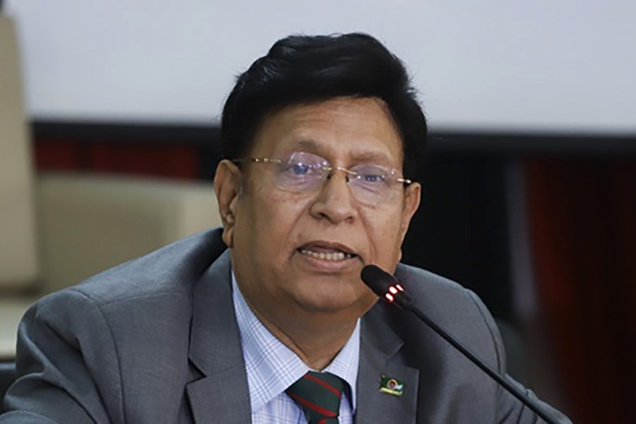 Momen heavily criticises Britain, EU for pouring FDI in to Myanmar