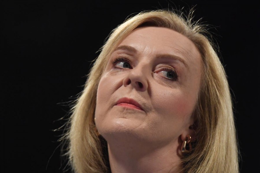 Liz Truss resigns as UK prime minister