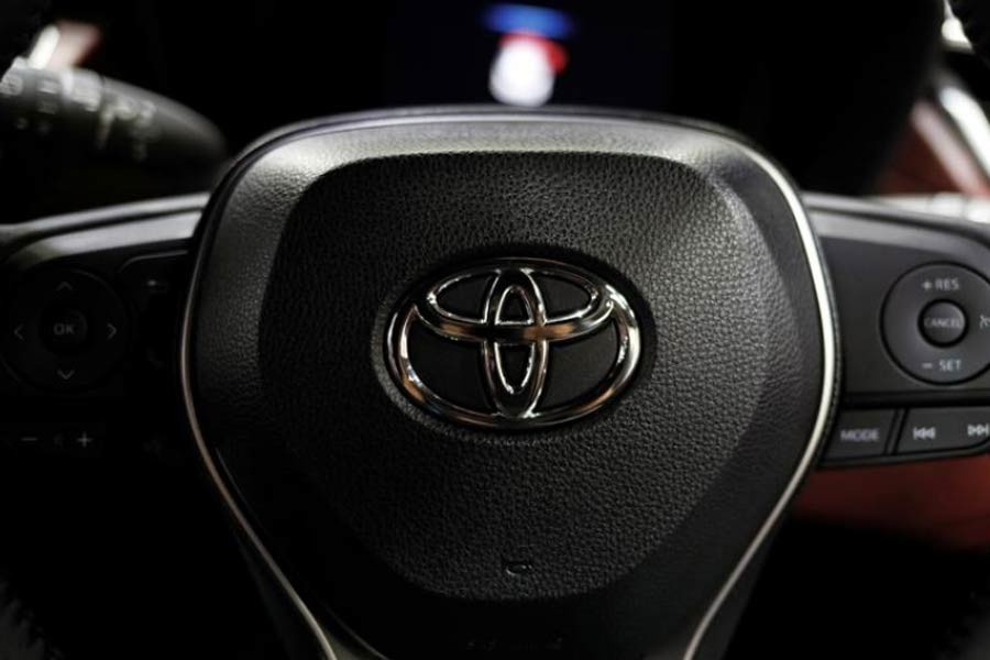 Toyota expects to cut full-year output target due to chip shortage