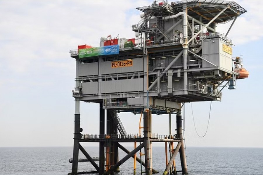 A platform from Neptune Energy is seen where Poshydon is testing converting green energy to hydrogen in Scheveningen, Netherlands Aug 25, 2022.REUTERS/File