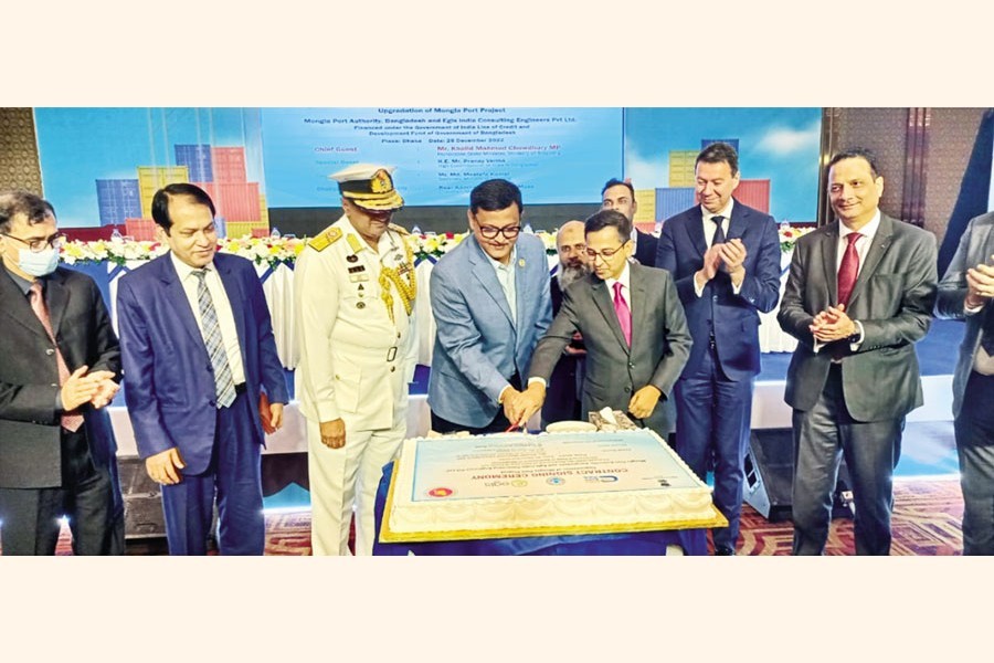 Mongla Port Authority (MPA) Chairman Rear Admiral Mohammad Musa and Managing Director of Egis India Consulting Engineers Pvt Limited Sandeep Gulati signed a contract in Dhaka on Monday in presence of State Minister for Shipping Khalid Mahmud Chowdhury and Indian High Commissioner in Dhaka Pranay Verma.