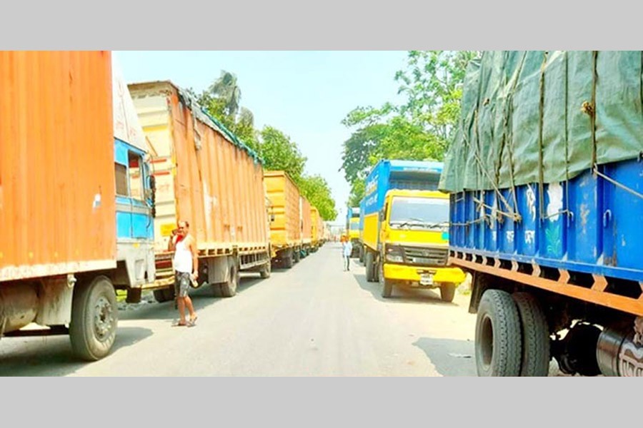 Up to 3,800 tonnes of Indian lentils arrive at Benapole port