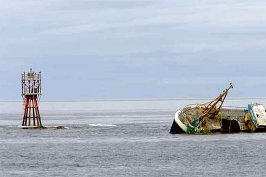 South Korea searches for missing crew after fishing boat capsizes