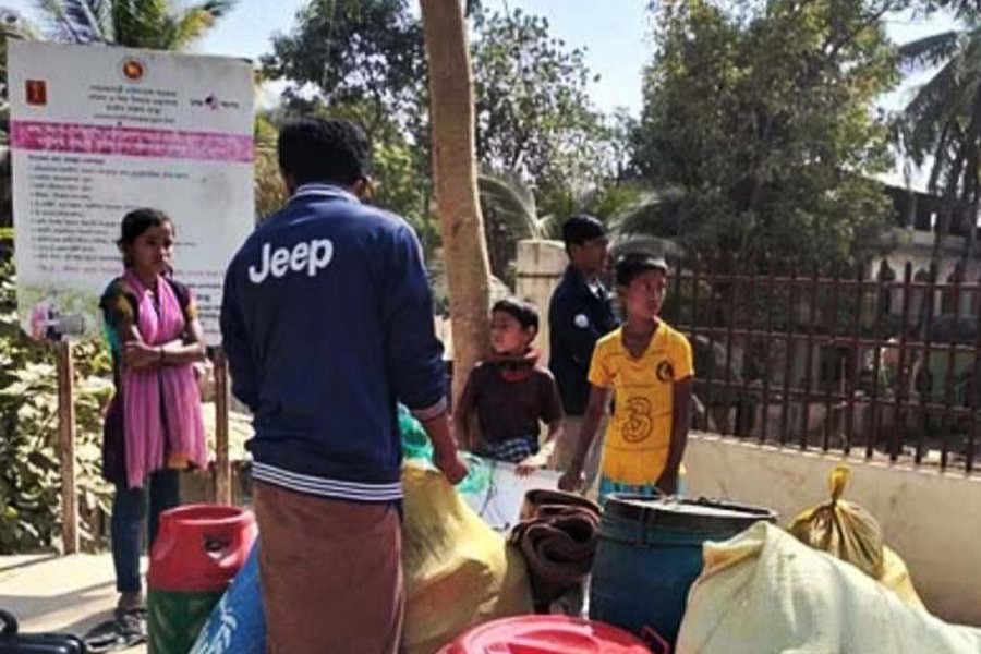 শূন্যরেখা থেকে আসা আরও ২৭৩ রোহিঙ্গা ‘ট্রানজিট ক্যাম্পে’